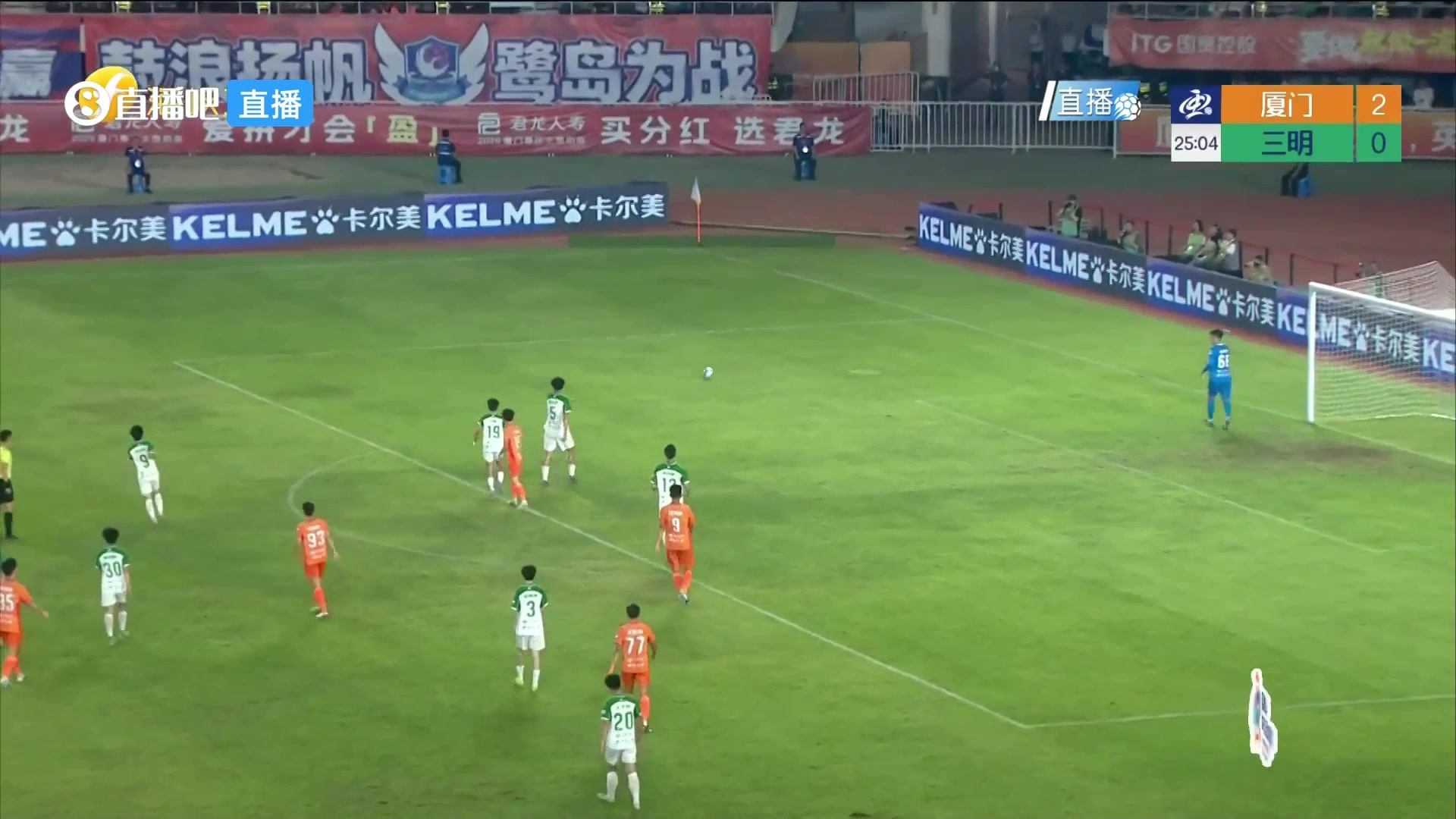 登顶射手榜！江泽源头球破门，厦门队3-0领先了！